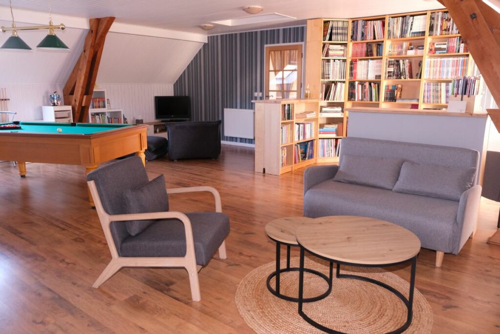 Salle de jeux - Bibliothèque